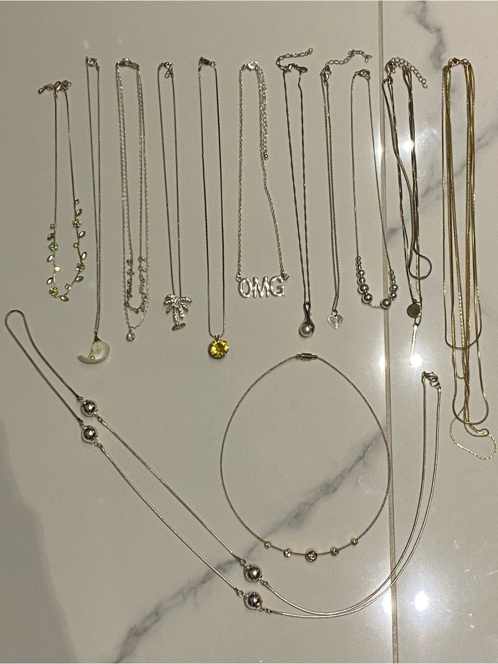 Lot of vintage Y2K necklaces gold silver toned (13 pieces)